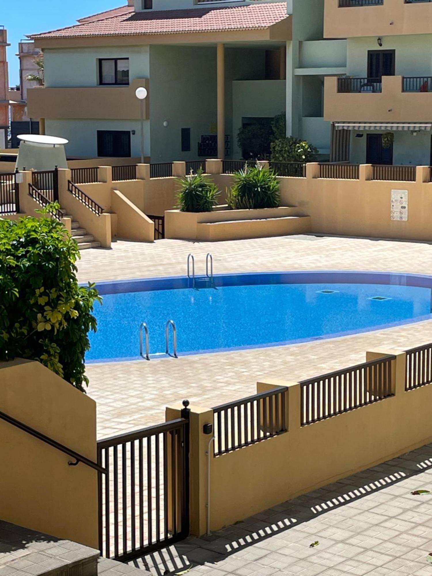 Apartamento La Marquesa Beach ปูแอร์ติโต เด กวีมาร์ ภายนอก รูปภาพ